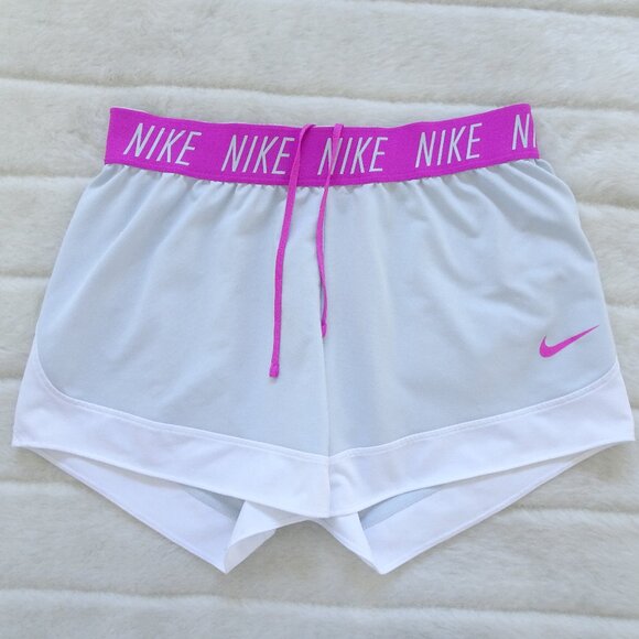 Nike  Women's Gray Shorts Medium - Picture 1 of 6